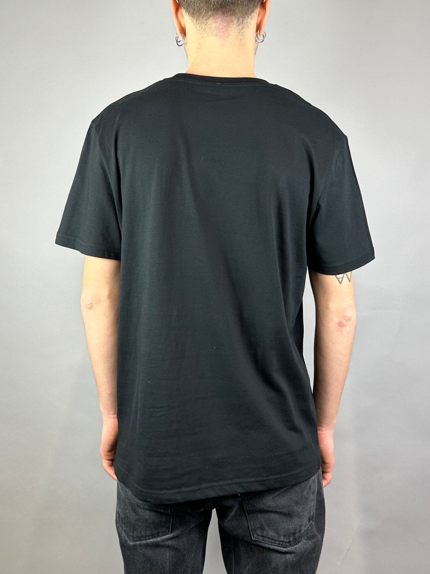 Store Tee