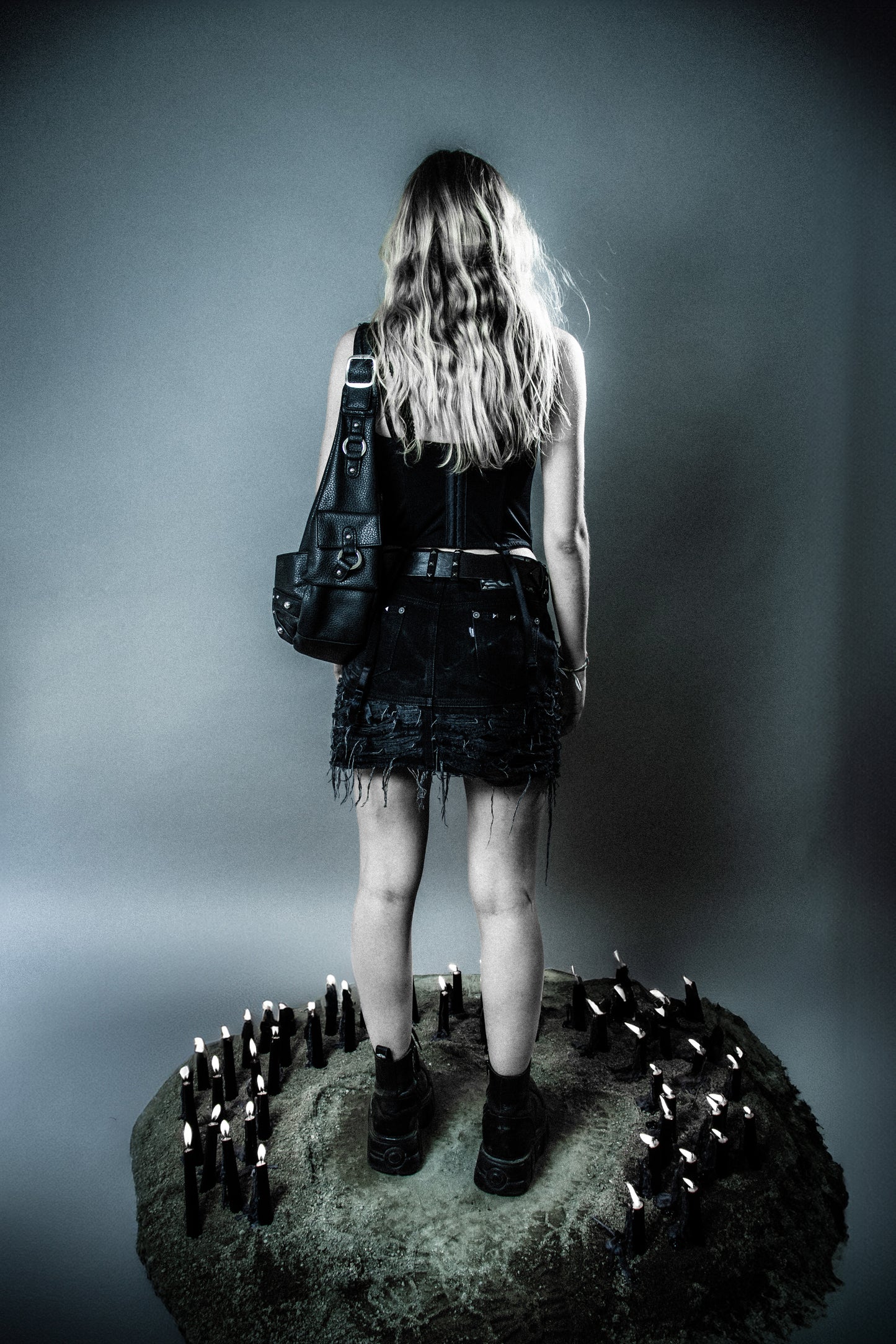 SOL SCARRED SKIRT